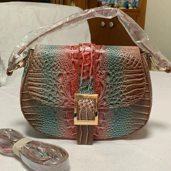 VEGAN LEATHER Purse,Crossbody, NWOT. Beautiful colors. - Picture 1 of 4